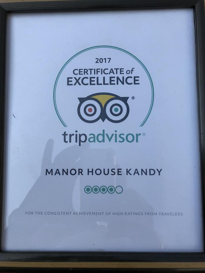 Manor House Hotel Embulpure Exterior photo